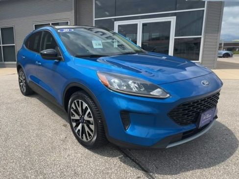 Certified 2020 Ford Escape SE Sport AWD/4WD image 3