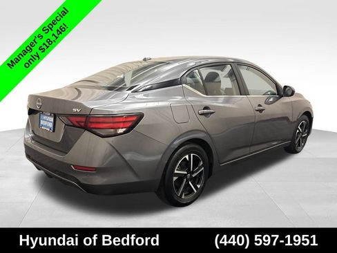 Used 2024 Nissan Sentra SV FWD image 5
