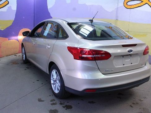 Used 2018 Ford Focus SE image 6