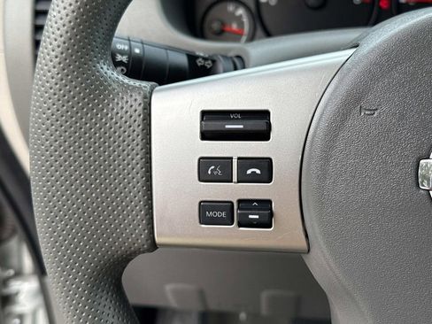 Used 2018 Nissan Frontier S image 36