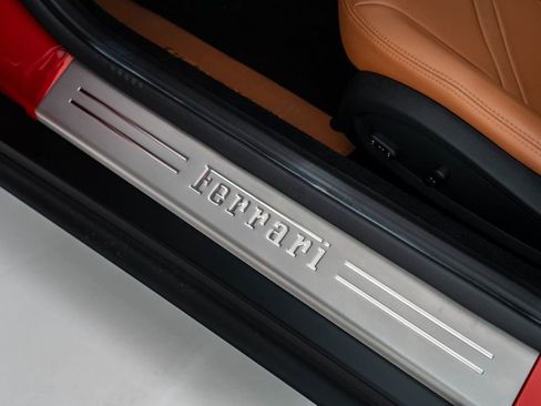 Used 2019 Ferrari 812 Superfast image 22