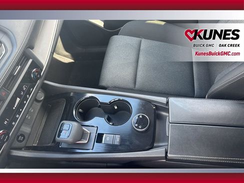 Used 2024 Nissan Rogue SV image 38