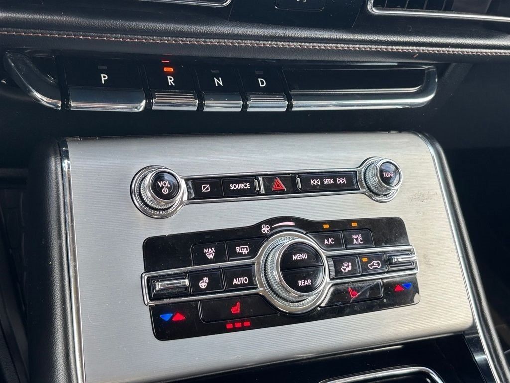 Used 2023 Lincoln Aviator AWD w/ Elements Package image 22