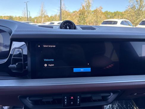 Used 2024 Porsche Cayenne S image 25