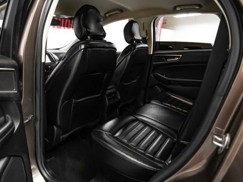 Used 2019 Ford Edge SEL w/ Equipment Group 201A FWD image 37