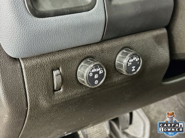 Used 2022 Chevrolet Colorado Z71 AWD/4WD image 16
