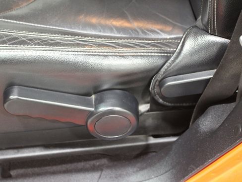 Used 2015 Jeep Wrangler Rubicon AWD/4WD image 5