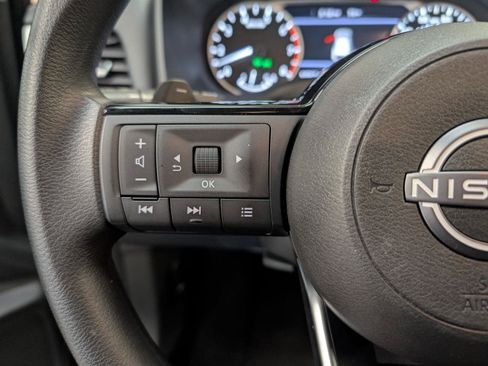 Used 2022 Nissan Rogue SV AWD/4WD image 20