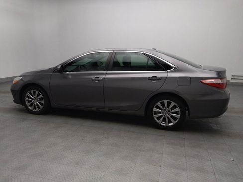 Used 2015 Toyota Camry XLE image 3