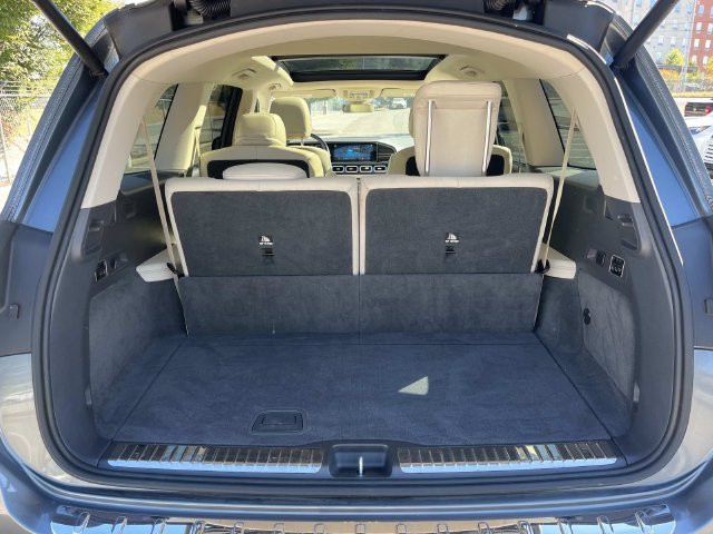 Used 2020 Mercedes-Benz GLS 450 4MATIC image 25