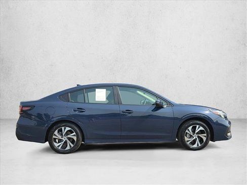 Used 2025 Subaru Legacy Premium AWD/4WD image 6