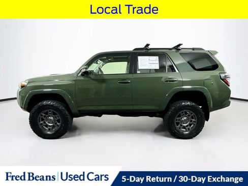 Used 2022 Toyota 4Runner TRD Off-Road Premium AWD/4WD image 5