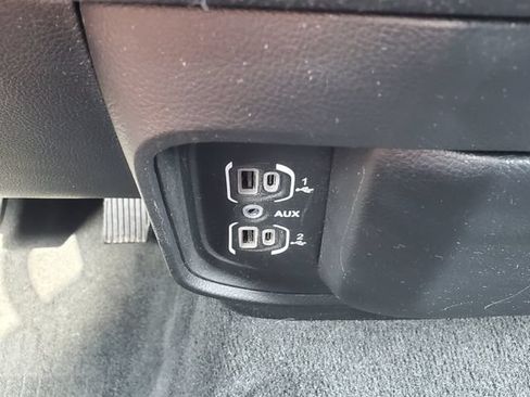 Used 2021 RAM 1500 Big Horn AWD/4WD image 30