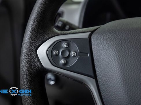 Used 2020 Chevrolet Colorado W/T w/ WT Convenience Package image 14