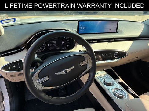 Used 2023 Genesis GV70 2.5T w/ Cargo Package AWD/4WD image 8
