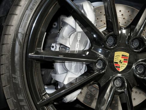 Certified 2024 Porsche 911 Carrera image 21