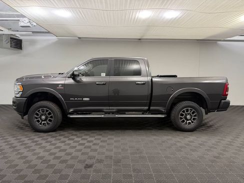 Used 2022 RAM 2500 Limited w/ Body Color Bumper Group AWD/4WD image 2