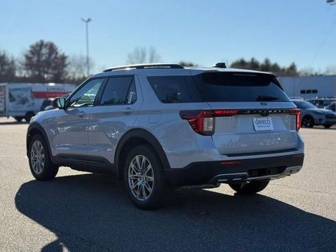 New 2026 Ford Explorer Active w/ Active Comfort Package image 9