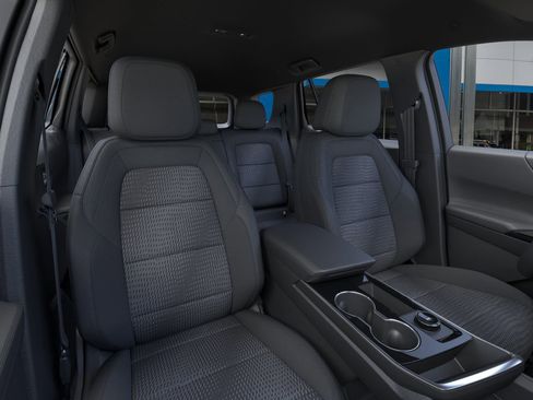 New 2026 Chevrolet Equinox LT w/ Safety and Technology Package image 40