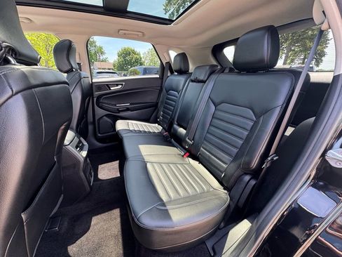 Used 2016 Ford Edge SEL w/ Equipment Group 201A AWD/4WD image 23