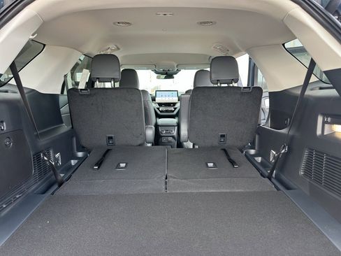 New 2026 Ford Explorer Active w/ Active Comfort Package image 34