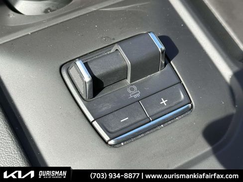 Used 2023 GMC Sierra 1500 Denali w/ Technology Package image 9