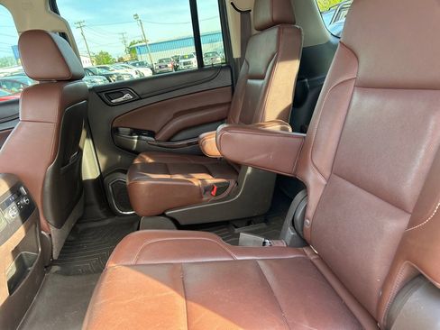 Used 2016 Chevrolet Suburban LTZ image 13