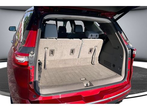 Used 2019 Chevrolet Traverse Premier AWD/4WD image 37