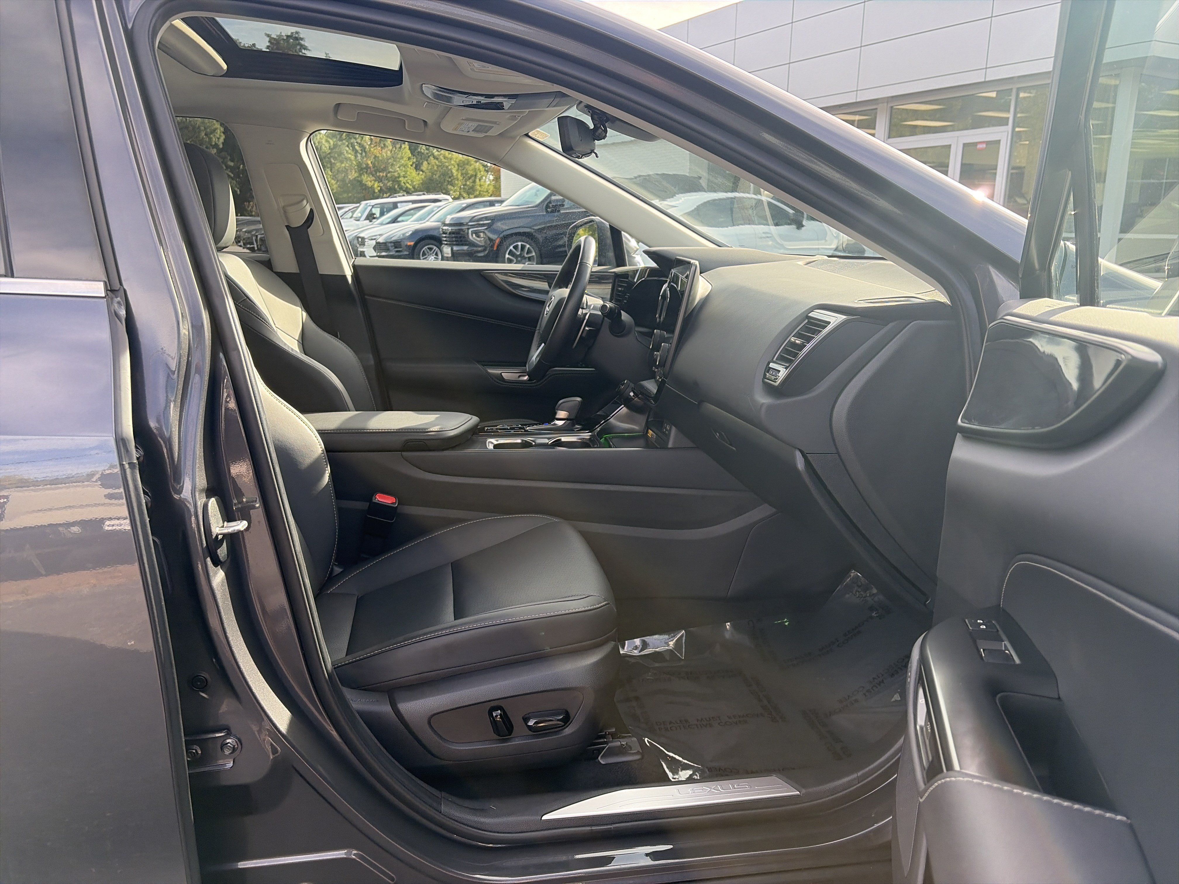 Used 2026 Lexus NX 350h AWD w/ Cold Area Package image 15