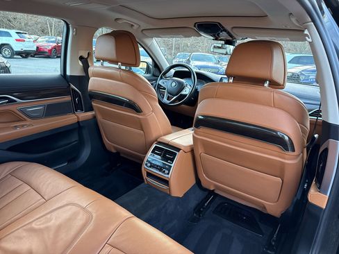 Used 2020 BMW 740i xDrive w/ Cold Weather Package image 37