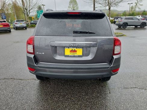 Used 2017 Jeep Compass Sport w/ Power Value Group AWD/4WD image 5
