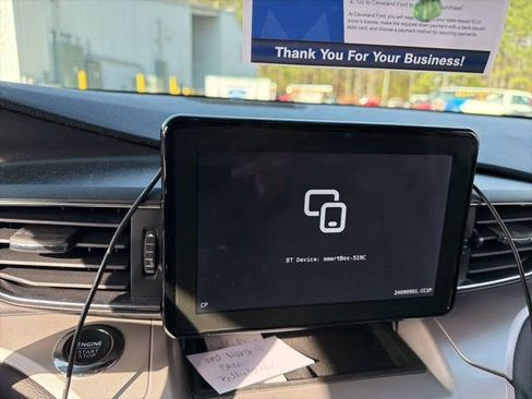 Used 2024 Ford Explorer XLT w/ Equipment Group 202A image 18