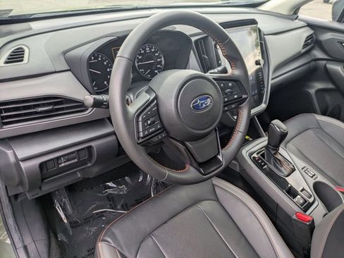 Used 2024 Subaru Crosstrek 2.5i Limited w/ Crosstrek Mirror Package AWD/4WD image 10
