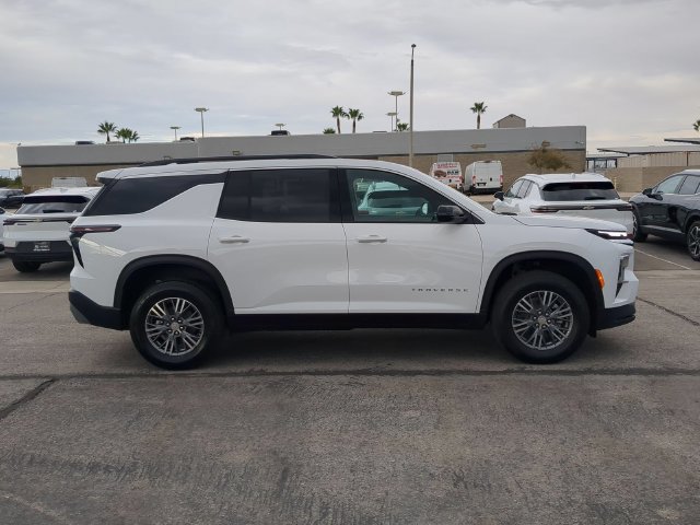 New 2027 Chevrolet Traverse LT FWD image 9