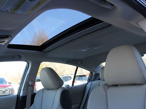 Used 2025 Subaru Legacy Limited AWD/4WD image 18