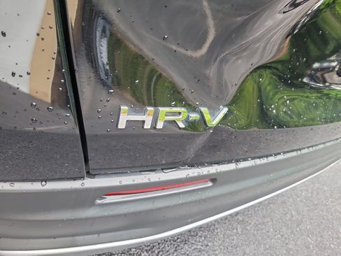 Used 2023 Honda HR-V Sport image 7