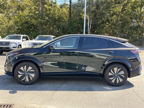 New 2025 Nissan Ariya FWD image 25