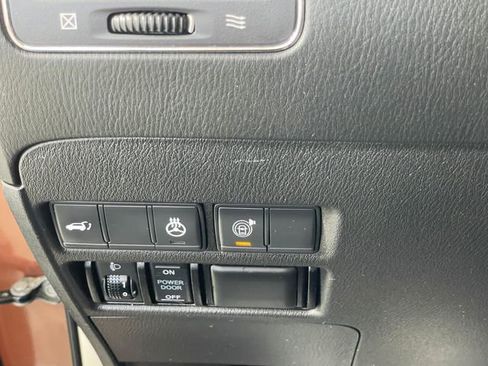 Used 2018 Nissan Armada Platinum w/ Captain Seat Package image 14