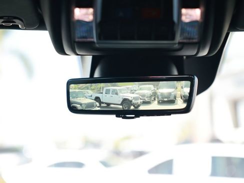 Used 2022 RAM 1500 Limited AWD/4WD image 34