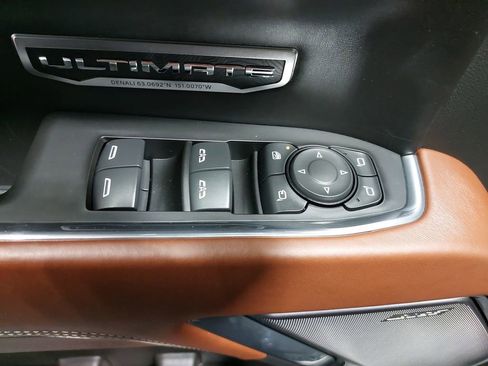 Used 2023 GMC Sierra 1500 Denali Ultimate image 29