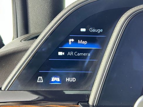 Used 2022 Cadillac Escalade ESV Premium Luxury image 28