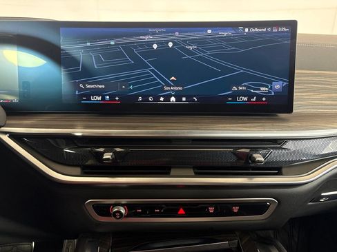 Used 2025 BMW X6 xDrive40i AWD/4WD image 13