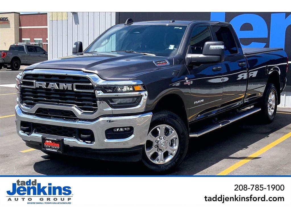 Used 2025 RAM 3500 Big Horn AWD/4WD image 1