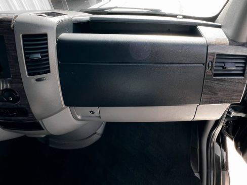 Used 2015 Mercedes-Benz Sprinter 3500 image 20