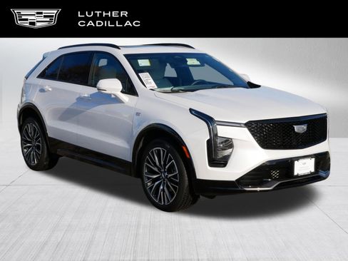 Certified 2025 Cadillac XT4 Sport image 1