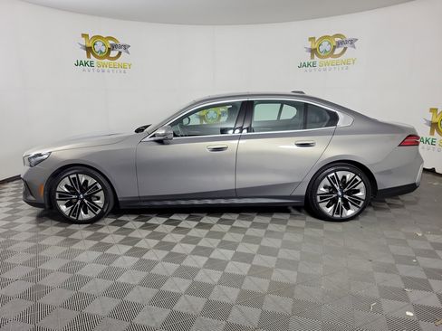 Certified 2026 BMW 540i xDrive AWD/4WD image 4
