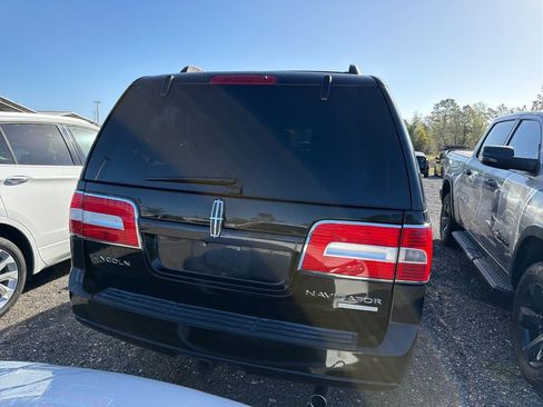 Used 2013 Lincoln Navigator L 2WD image 5