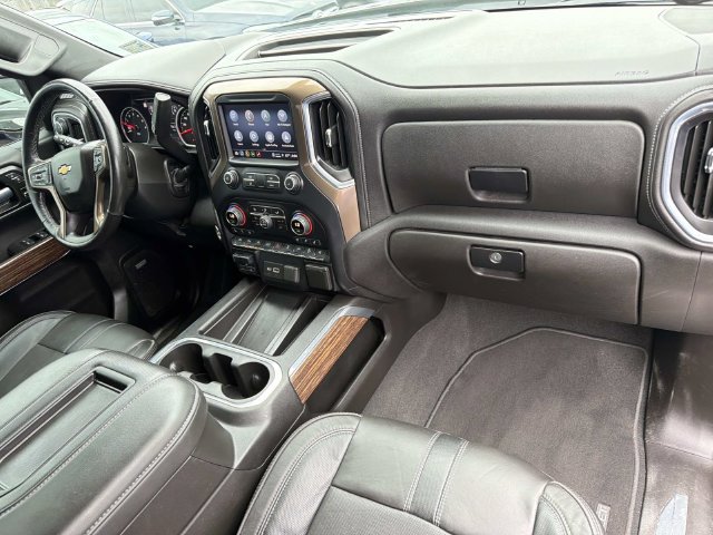 Used 2021 Chevrolet Silverado 1500 High Country w/ Technology Package AWD/4WD image 17