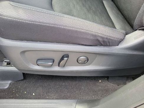 Certified 2024 Nissan Pathfinder SV FWD image 20