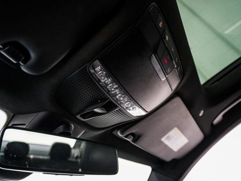 Used 2019 Mercedes-Benz C 300 4MATIC Sedan image 29